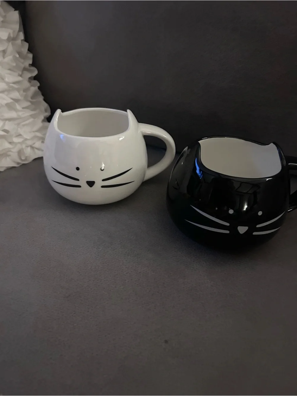 Set of 2 Black&white cat mugs 14 ounce ceramic Coffee and tea Cups Perky ears